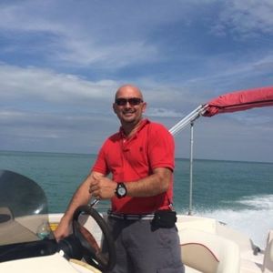 Meet your Posher, Alexis